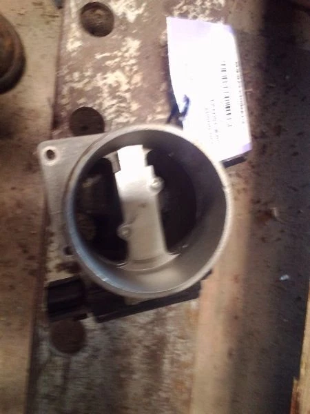 Medidor de flujo de aire de 4 cilindros compatible con 98-02 MAZDA 626 267343 Foto 1 de 4