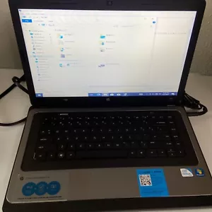 HP 2000 15.6" Laptop Pentium CPU B950 4GB RAM 320GB HDD WIN 10 PRO - WORKS - Picture 1 of 2