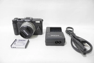 Kit de zoom estándar Pentax Q 01 sistema de cámara digital cámara negro Foto 1 de 4