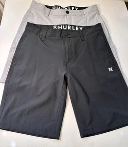 2 Paar Herren Hurley Bade Boardshorts Herren Größe 30 Hybrid Golf schwarz & grau - Bild 1 von 13