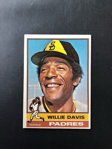 1976 Topps Baseball Cards #150-450 Complete your Set Pick a Player ($1 FLATSHIP)