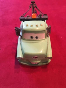 Disney Pixar Cars Adventures Green Mater Spielzeug Truck  - Bild 1 von 4