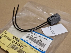 Mazda CX-5 ND CX-9 TC Ambient Air Temperature Sensor Connector C1Y767SH3 Genuine - Picture 1 of 7