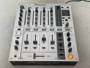 Pioneer DJ DJM-700 Silver Mixer DJ Digitale 4 Canali con Effetti Testato Funzionante - Foto 1 di 21