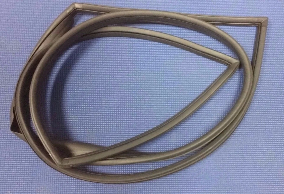 1962 - 1965 雪佛兰 NOVA / 雪佛兰 2DR 硬质后窗橡胶密封新品 — 第 1/1 张图片