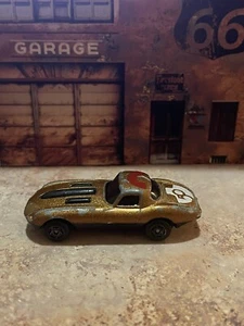 Vintage. JAGUAR E-TYPE. Gesprenkelter grüner Sportwagen. 1:64 selten. Locker/gebraucht. C118 - Bild 1 von 5