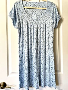 AMERICAN LIVING wunderschönes pastellblaues Nachthemd mit kleinem Blumenmuster Viskose L - Bild 1 von 8