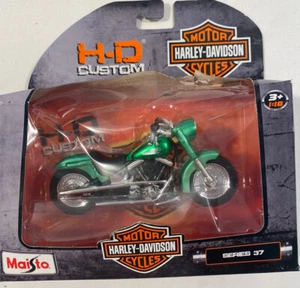 Harley Davidson Motorcycle Green 2020 Die Cast Metal 1:18 Series 37 - Picture 1 of 6