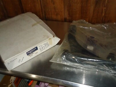 Nuevo brazo de control inferior Mevotech MS5302 Pontiac Firefly Chevy Sprint Suzuki Swift Foto 1 de 3