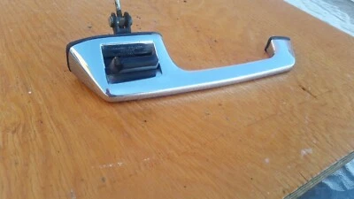 Manija de puerta exterior DS vintage 1967 1968 1969 1970 1971 volvo 142 145 142gt Foto 1 de 4
