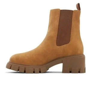 Chelsea Boots Heeled Ankle Booties Lug Sole Platform Tan Brown Women's Size 8 - Picture 1 of 9