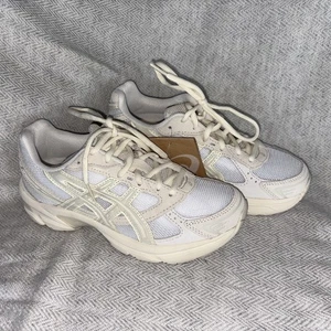 Taglia 5,5 M/7 W - ASICS Gel-1130 Betulla Bianca (Donna) 1202A163-100  - Foto 1 di 13