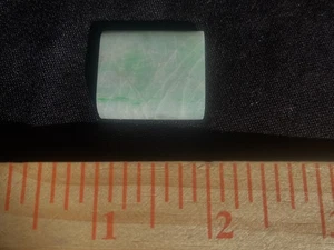 CABUJÓN GRANDE JADEÍTA VERDE MANZANA BIRMANA GRADO A 14 GRAMOS - 70 QUILATES - Imagen 1 de 5