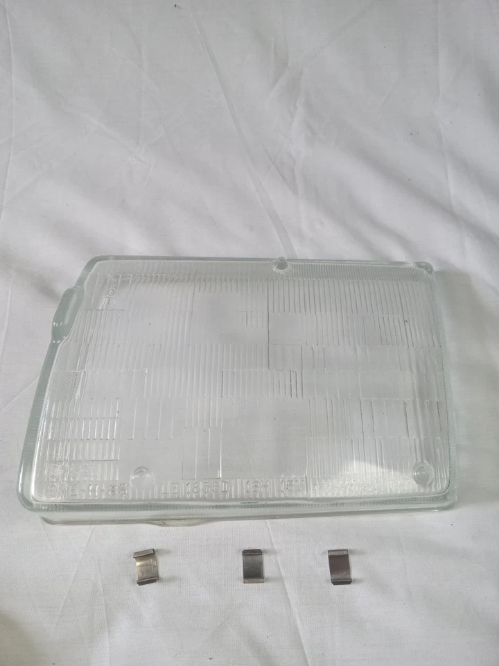 Vidrio faro izquierdo mercedes-benz w126 300sel 500sel 86-91 oem 1305621097 Bosch Foto 1 de 4