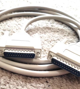 Serial RS232 Cable DB25 Male to Male Fully Wired 2m PC #9 - Afbeelding 1 van 1