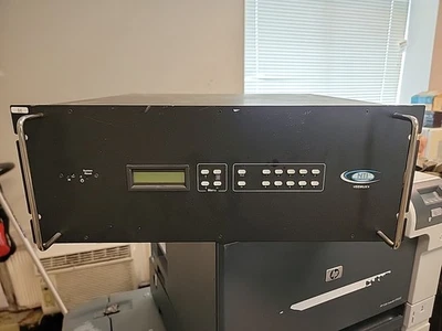 NTI VEEMUX SM-32X32-DVI-LCD 32 x 32 DVI Video Matrix Switch - Image 1 of 4