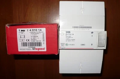 DISJONCTEUR NON DIFFERENTIEL 4P BRANCHEMENT EDF 10/30A 500mA LEGRAND 401014 BACO - Photo 1/4
