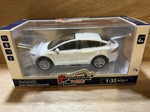 Proswon 1:32 Tesla MODEL X Alloy Toy Car Model Diecast Model White NEW IMPORT! - Picture 1 of 6
