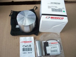 Ski Doo Snowmobile Rotax 467 Formula MX ST Wiseco 1mm Over Piston Kit 2312M07050 - Picture 1 of 4