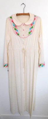 Vestido de casa vintage JCPenny Loungewear bordado cuello Peter Pan botones L Foto 1 de 4
