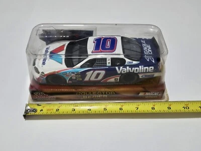 Racing Champions 1:24 Scott Riggs #10 Valvoline Chevy Monte Carlo 2005 NEW - Image 1 of 4