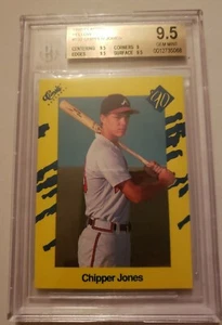 1990 Classis Yellow #T92 Chipper Jones BGS Graded 9.5 Gem Mint - Picture 1 of 2
