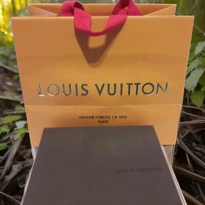 Vuitton box schachtel.mit Tüte - Bild 1 von 9