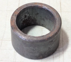Genuine New Holland Bushing 511672 NEW OEM - Picture 1 of 3