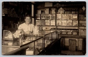 Interior Grocery Store Lodi New Jersey NJ Jersey Cream Soda Cracker Jack c1910 - Picture 1 of 2