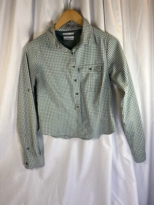 Columbia Women’s MED Omni-Shade Vented Cropped Green Check Small - Image 1 of 4