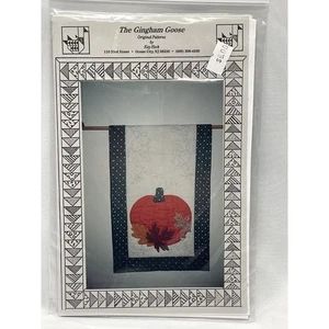 The Gingham Goose by Kay Heck PUMPKIN AND FALL LEAVES RUNNER New In Package - Picture 1 of 2