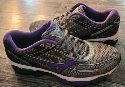 美津浓女式 7.5 码 Wave Creation 19 跑步鞋灰色紫色很好! — 第 1/4 张图片
