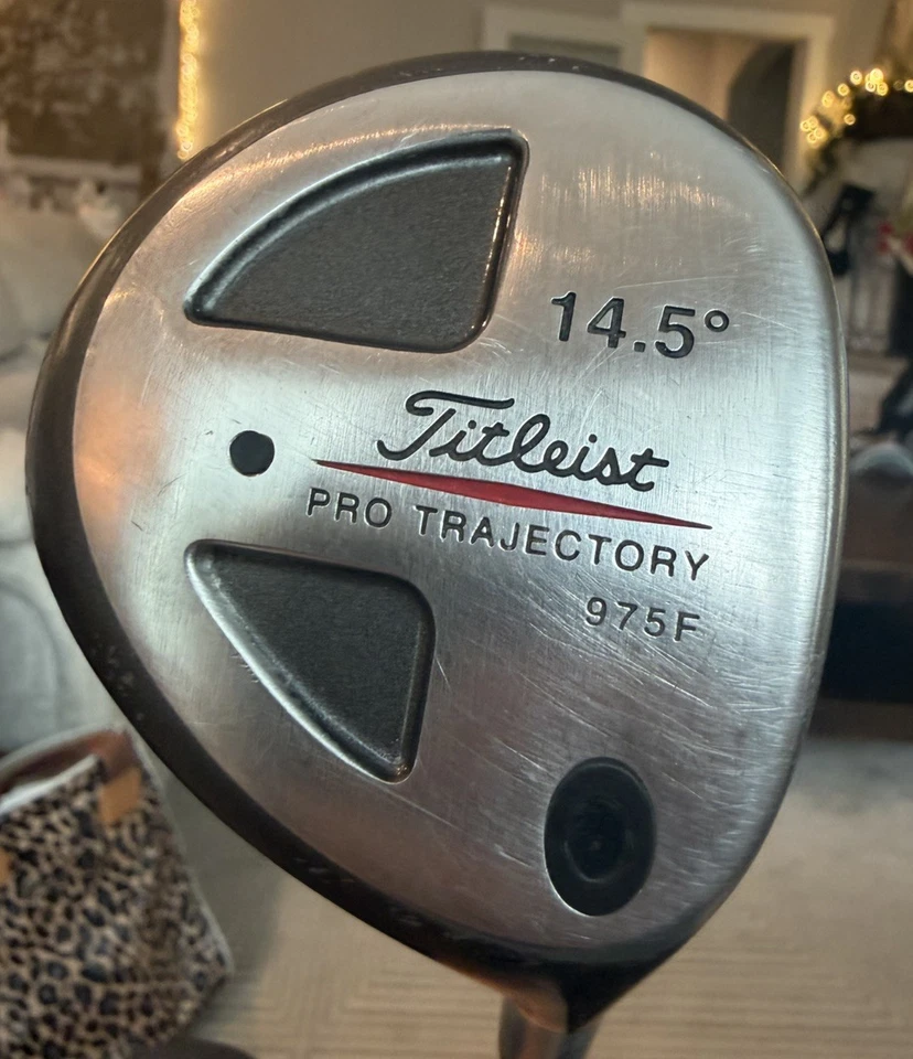 RH Titleist Pro Trajectory 975F 14.5 Degree Fairway Wood - Proforce 65 Gold 31.5 - Image 1 of 4