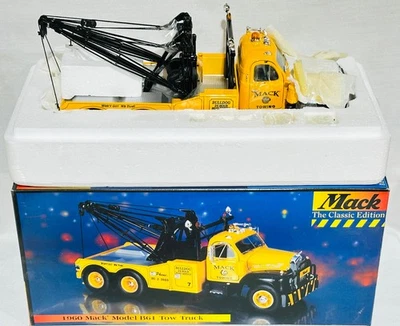 Mack Towing 1960 Model B-61 Tow Truck By First Gear 1/25th Scale - Image 1 of 4