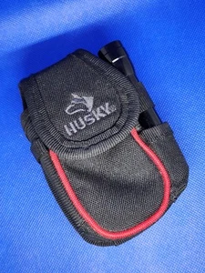 HUSKY Small Cell Phone Holder Black w/ Carabiner & Mini Flashlight - Zdjęcie 1 z 4