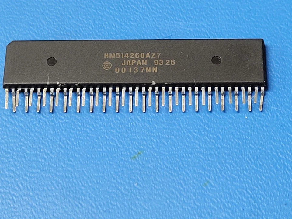 (1 PC) HM514260AZ-7 HIT Fast Page DRAM, 256KX16, 70ns, CMOS, PZIP40 - Image 1 of 1