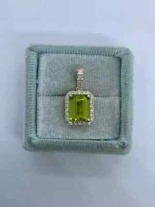 2Ct Emerald Cut Lab Created Peridot Women Halo Pendant 14K Yellow Gold Plated - Picture 1 of 7