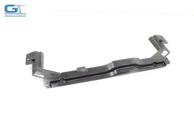 2017 - 2023 LAND ROVER DISCOVERY RADIATOR SUPPORT UPPER AIR DEFLECTOR OEM - Image 1 of 4