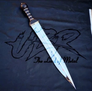UBR CUSTOM HANDMADE D2 TOOL STEEL BATTLE READY GLADIUS SWORD WITH LEATHER SHEATH - Picture 1 of 3