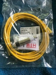 Proxi Sensor Mettalic Inductive N/O A/C Far Distance With Plug Connector - Picture 1 of 5