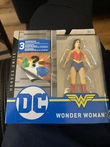 DC HEROES UNITE 2020 WONDER WOMAN VARIATION 3.75 IN.FIG. W/ACCESSORIES NIB Rare - Picture 1 of 2