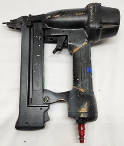 Bostitch SX150-1 Pneumatic Narrow Crown Stapler 18 Gauge 1/2” to 1-1/2" Painted - Picture 1 of 11