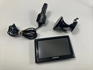 Garmin Nuvi 57LM 5" GPS Navigator Bundle   - Picture 1 of 7