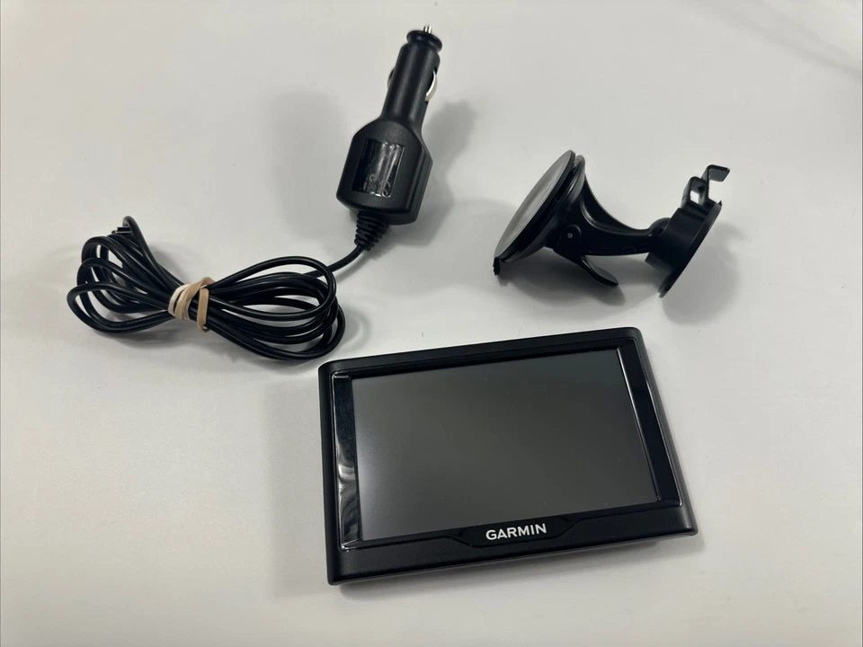 Garmin Nuvi 57LM 5" GPS Navigator Bundle   - Image 1 of 4