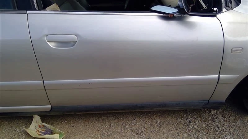 (LOCAL PICKUP ONLY) Passenger Front Door Model VIN D 8th Digit Sedan Fits 99-02  Foto 1 de 1