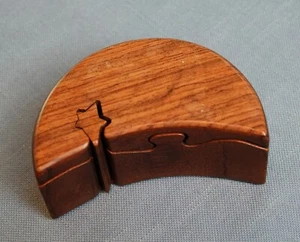 STAINED WOOD DESKTOP PUZZLE WITH HIDDEN DRAW - Picture 1 of 3