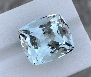 VVS 22.05 CT Natural Aquamarine Gemstone Cushion Cut From Pakistan - Picture 1 of 2