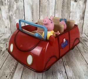 Peppa Pig's Red Car Toy Musical Phrases Oinks Mummy Pig & Peppa 2" Figures - Picture 1 of 15
