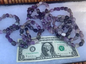 Lote al por mayor de 10 pulseras de piedra caída de amatista, cordón elástico, joyería curativa - Imagen 1 de 5