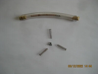 Kawasaki H2, H1, S1 y Suzuki también - resortes y bolas de válvula de retención de línea de aceite Foto 1 de 4